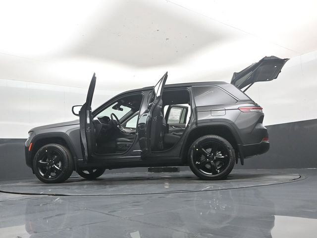 New 2026 Jeep Grand Cherokee Limited w/ Limited Altitude Package image 54
