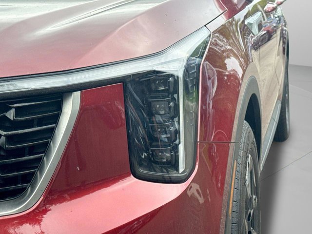 Used 2025 Kia Sorento S image 30