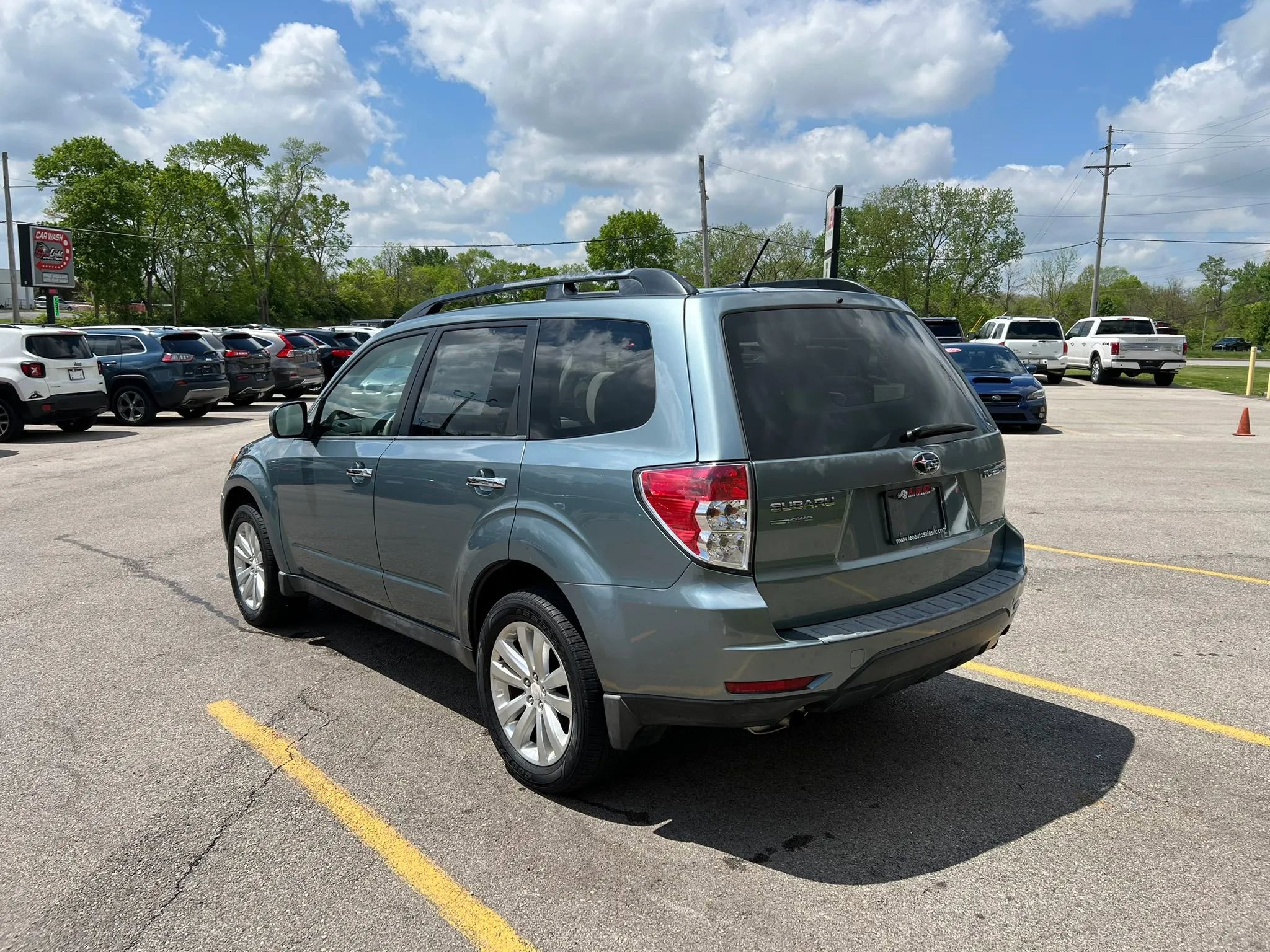 Used 2011 Subaru Forester 2.5X Premium w/ All-Weather Pkg AWD/4WD image 7