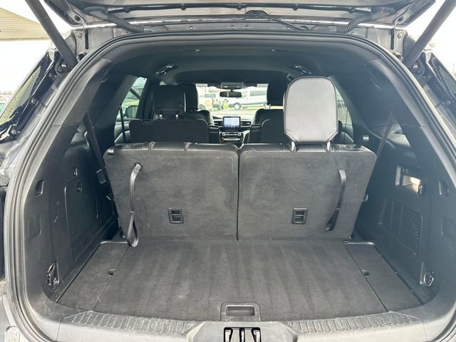 Used 2022 Ford Explorer ST image 25