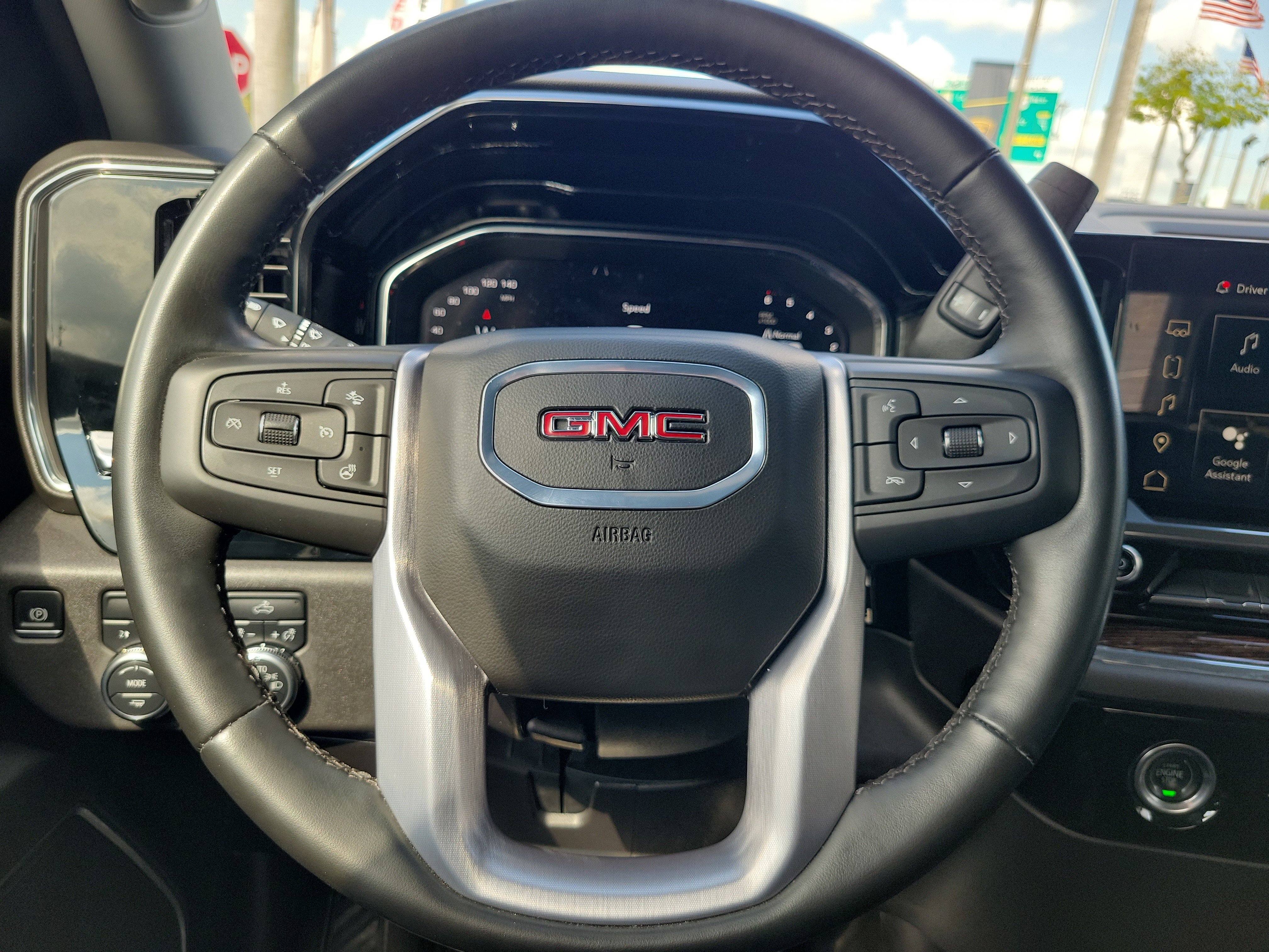 Used 2024 GMC Sierra 1500 Elevation AWD/4WD image 17