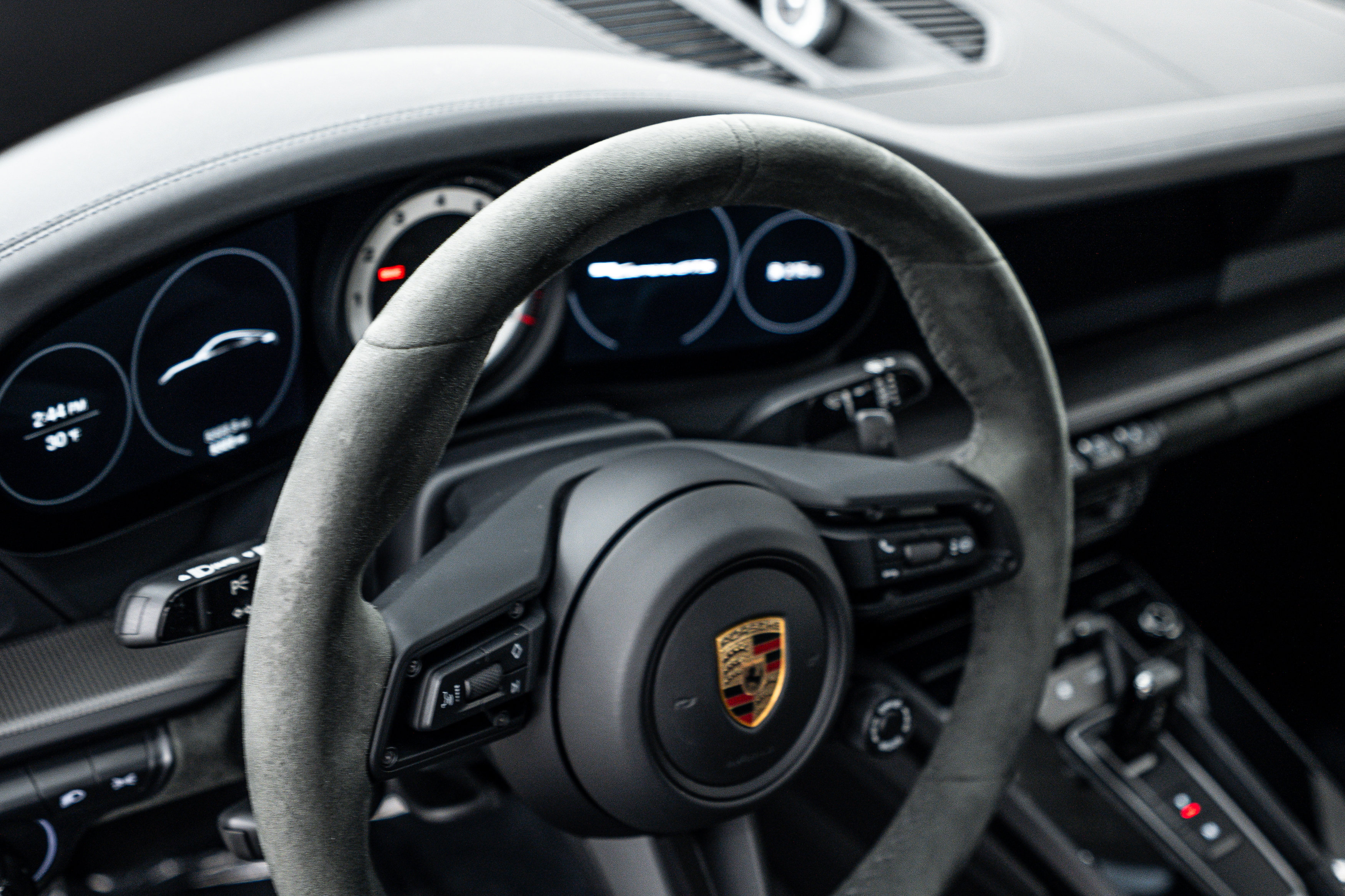 Certified 2024 Porsche 911 Carrera GTS image 15