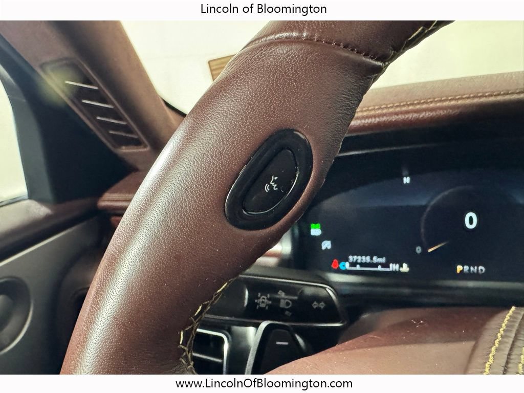 Certified 2023 Lincoln Aviator Black Label w/ Dynamic Handling Package AWD/4WD image 51