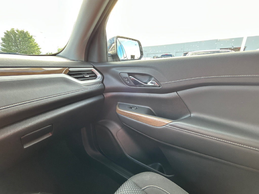 Certified 2023 GMC Acadia SLE FWD image 27