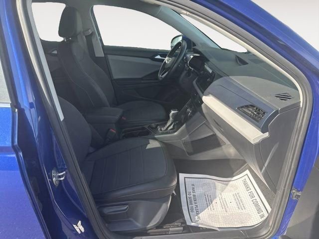 Used 2022 Volkswagen Taos SE image 10