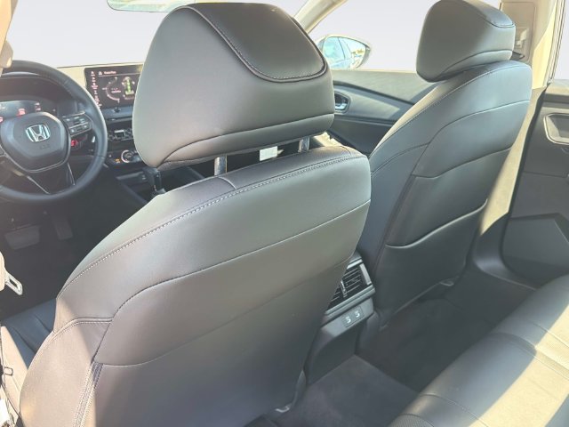 Used 2025 Honda Accord EX-L image 15