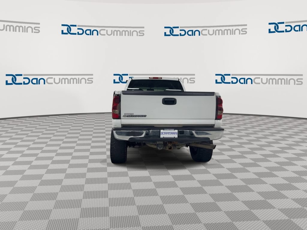 Used 2006 Chevrolet Silverado 2500 LT AWD/4WD image 7