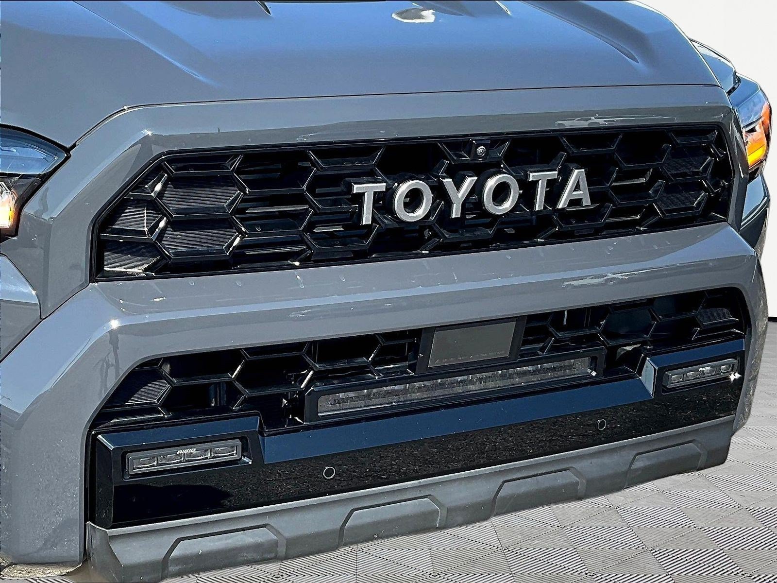 Used 2025 Toyota 4Runner TRD Pro AWD/4WD image 33