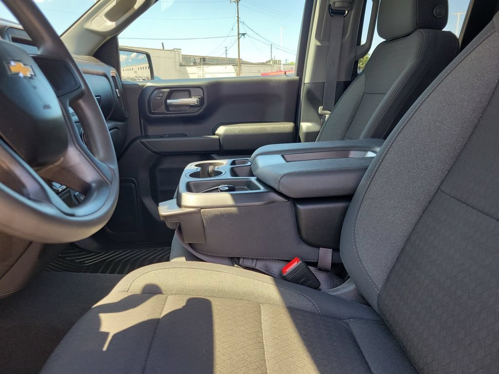 Used 2025 Chevrolet Silverado 1500 Custom AWD/4WD image 21