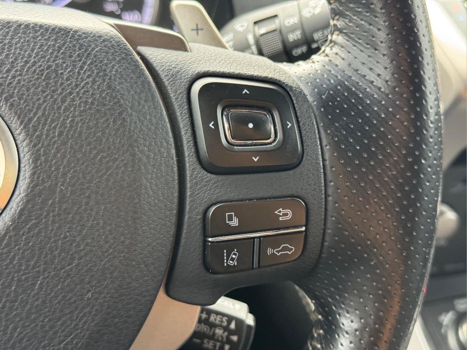 Used 2018 Lexus NX 300 F Sport w/ Accessory Package 2 FWD image 17