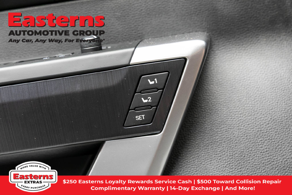 Used 2023 Toyota Tundra Platinum AWD/4WD image 24
