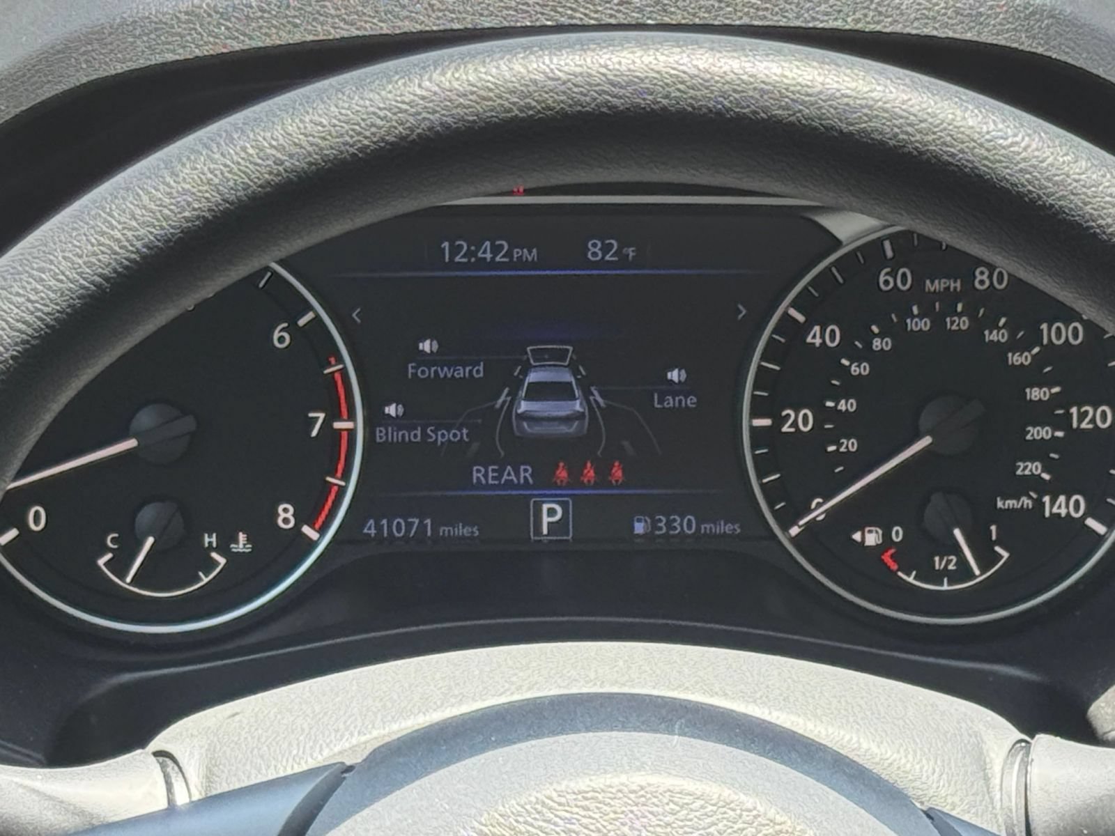 Used 2025 Nissan Altima 2.5 SV FWD image 40