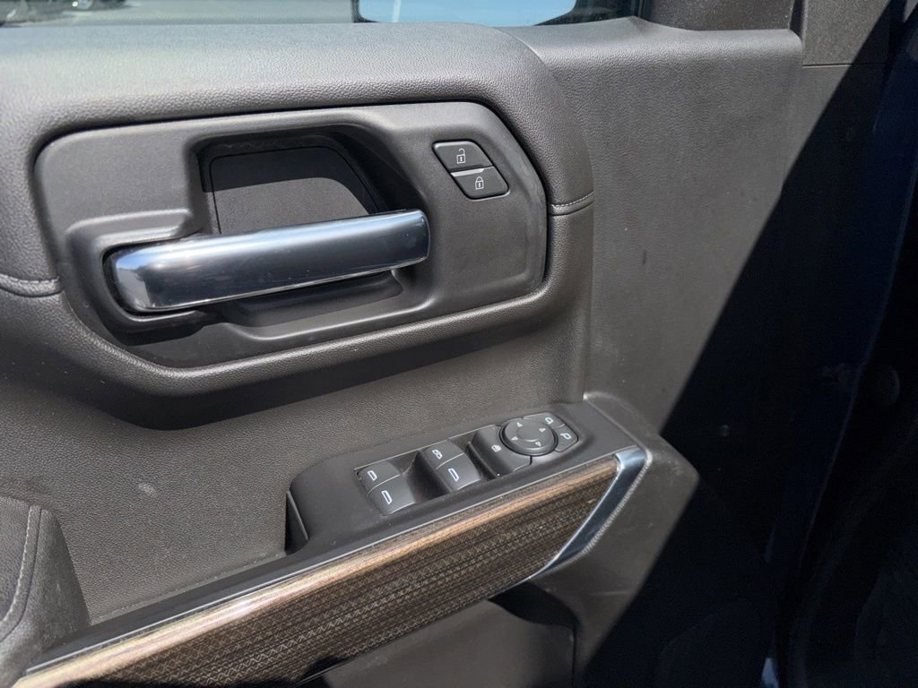 Used 2022 Chevrolet Silverado 1500 RST image 10