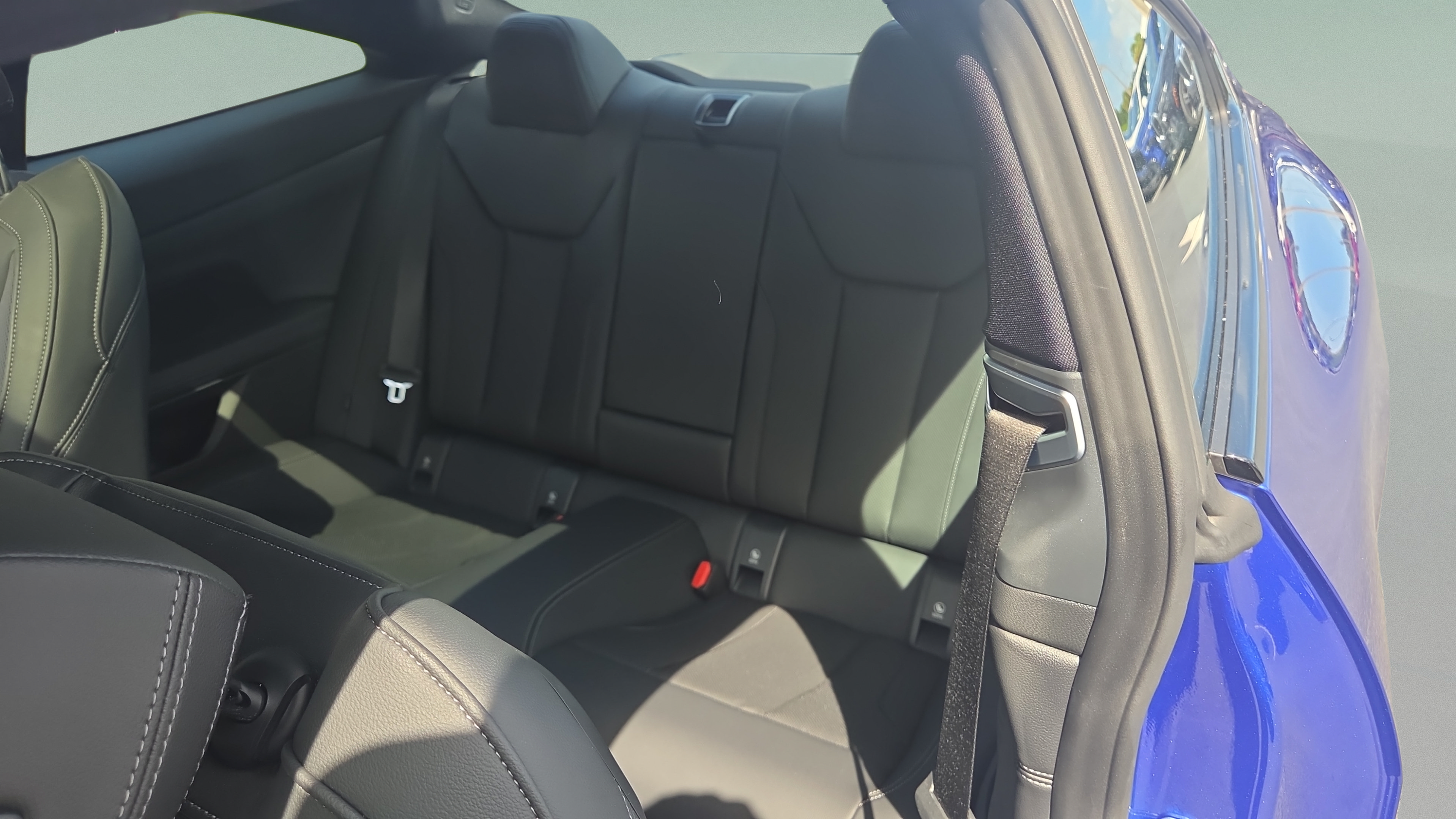 Certified 2025 BMW 430i Coupe w/ M Sport Package RWD image 11