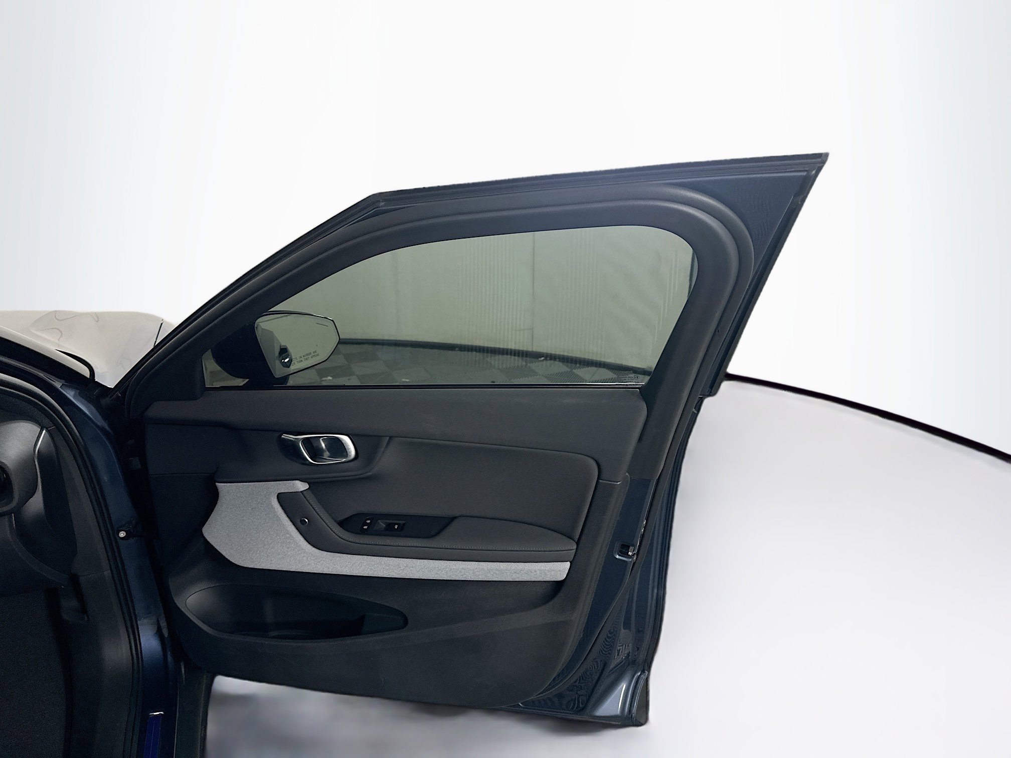 Used 2022 Polestar Polestar 2 w/ Pilot Package image 30