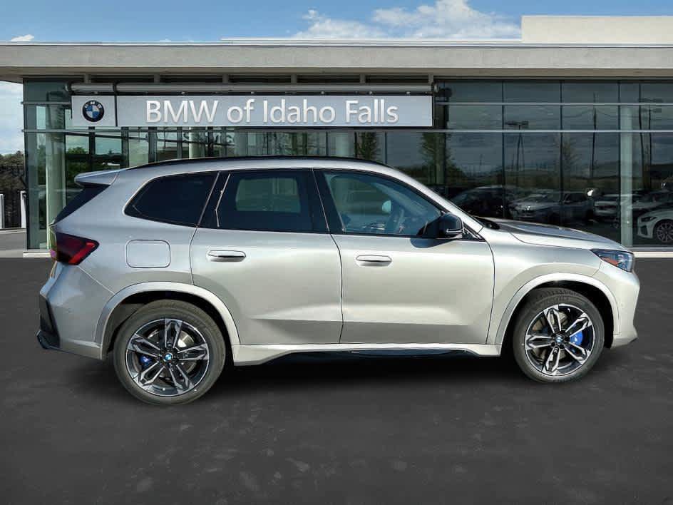New 2025 BMW X1 M35i w/ Premium Package AWD/4WD image 8