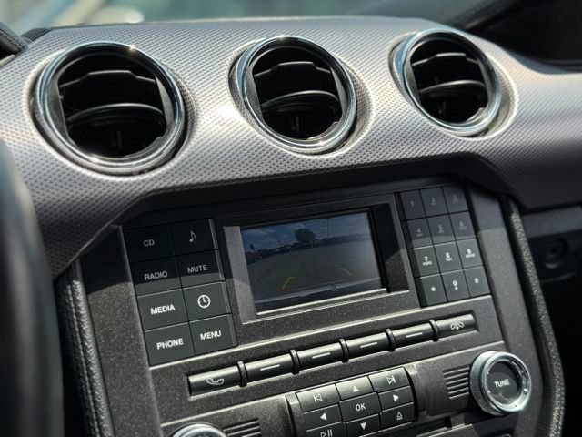 Certified 2017 Ford Mustang Coupe RWD image 3