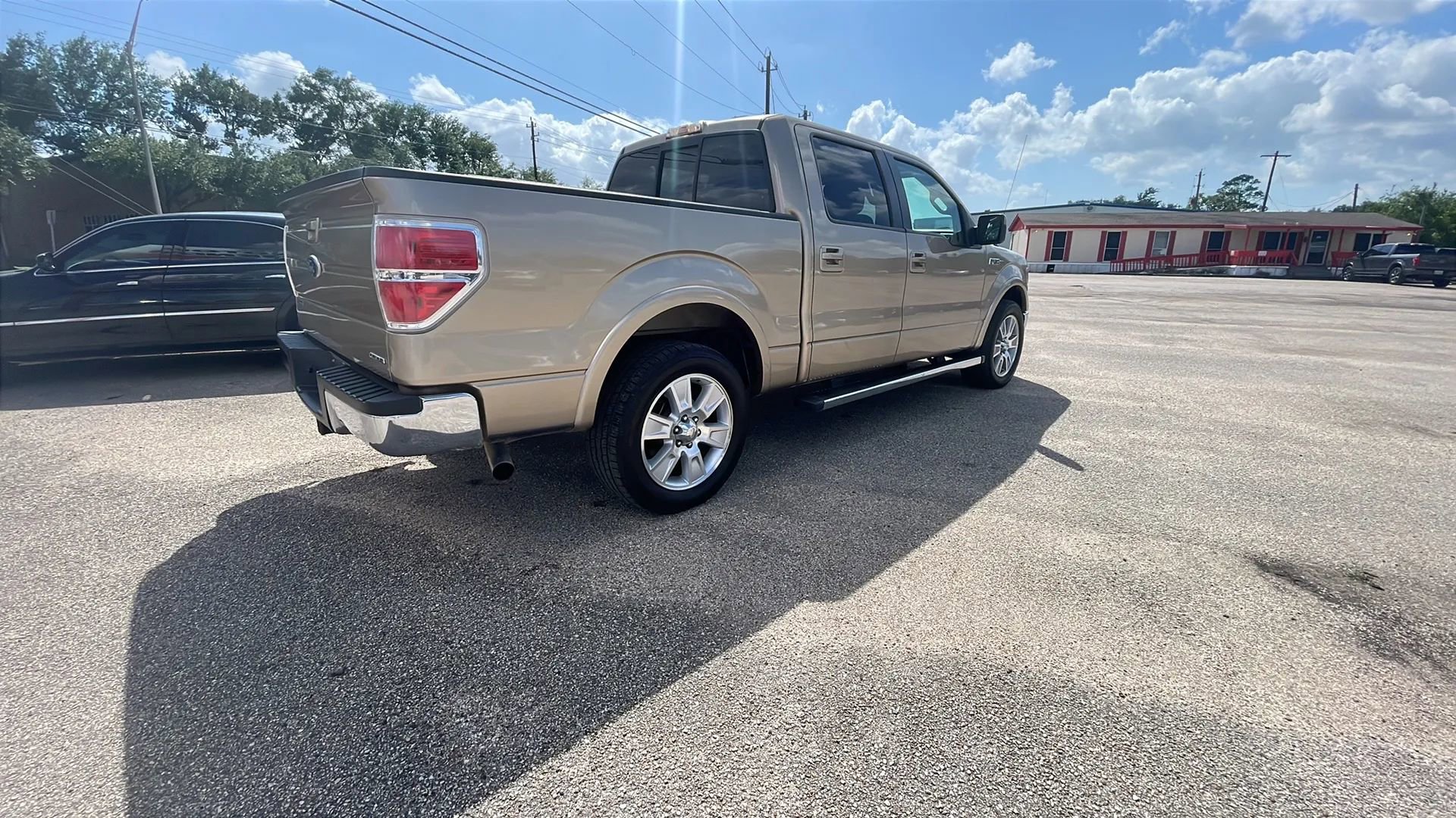 Used 2012 Ford F150 Lariat RWD image 5