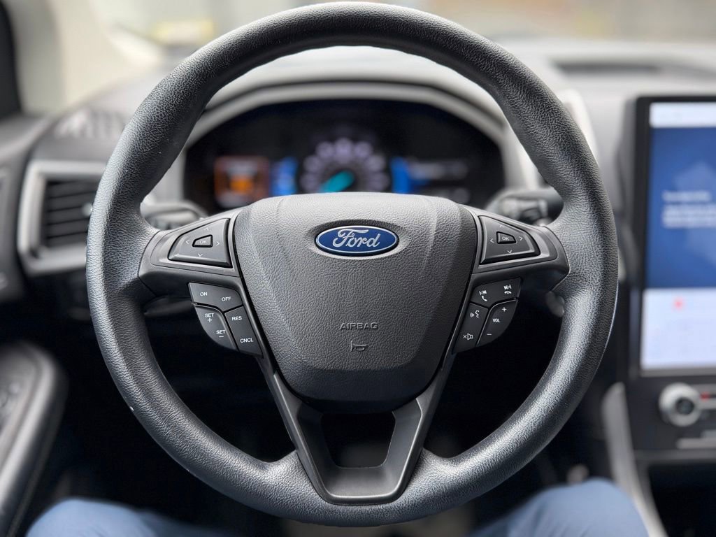Used 2023 Ford Edge SEL w/ Convenience Package AWD/4WD image 8