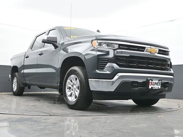 Used 2025 Chevrolet Silverado 1500 LT AWD/4WD image 43