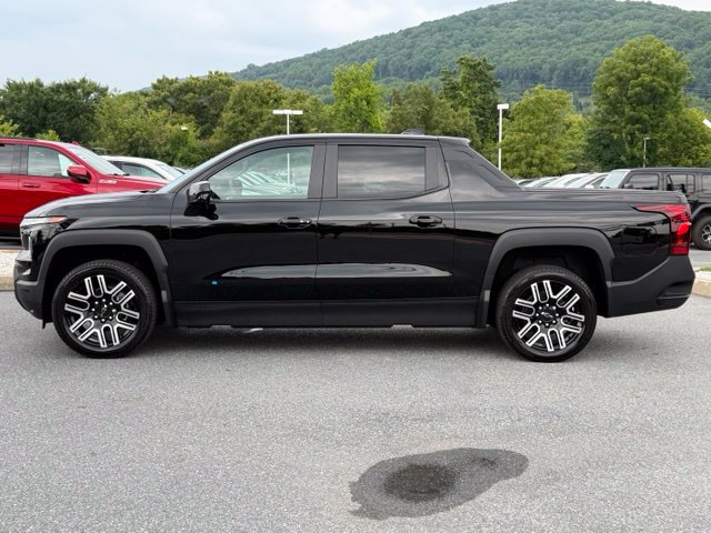 Certified 2026 Chevrolet Silverado EV W/T w/ LPO, Custom Package AWD/4WD image 10