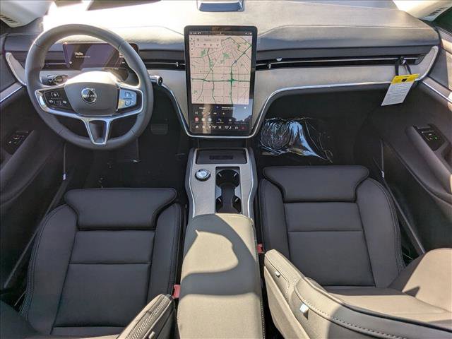 New 2025 Volvo EX90 Plus w/ Protection Package Premier image 16