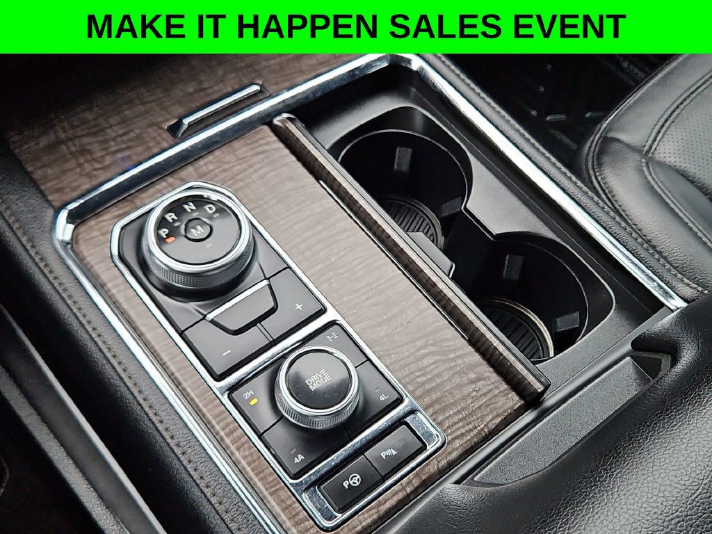 Used 2020 Ford Expedition Limited w/ Texas Edition Package AWD/4WD image 18