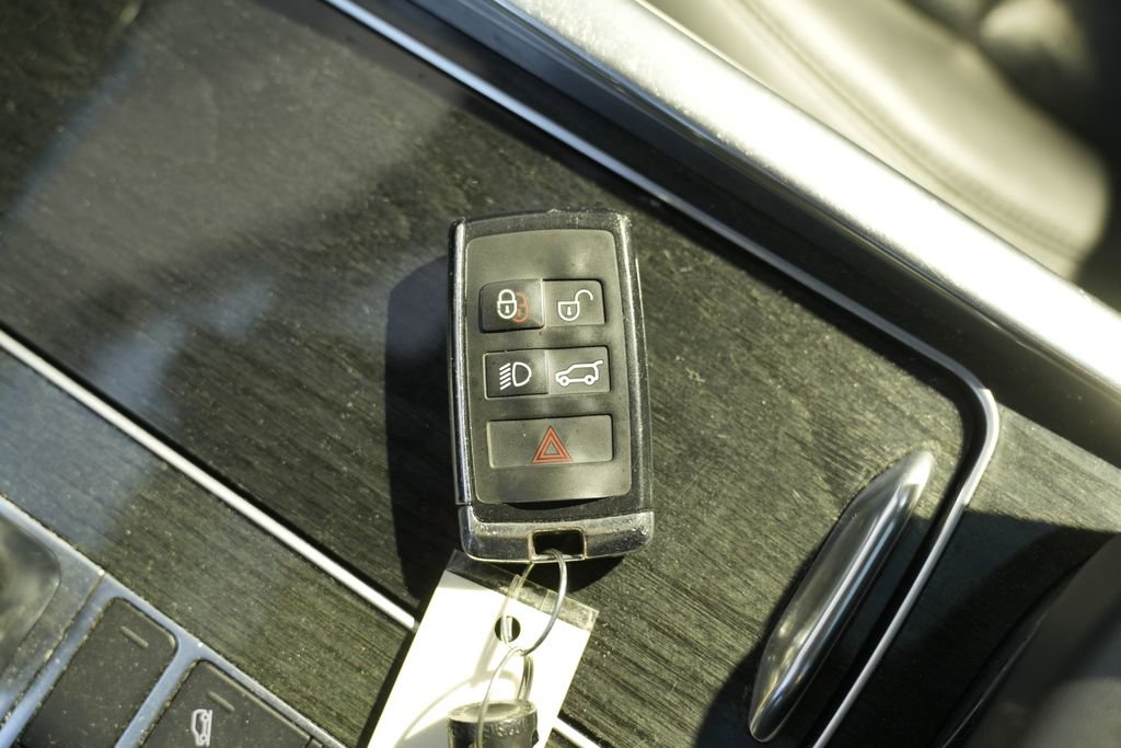 Used 2020 Land Rover Range Rover Sport HSE image 67