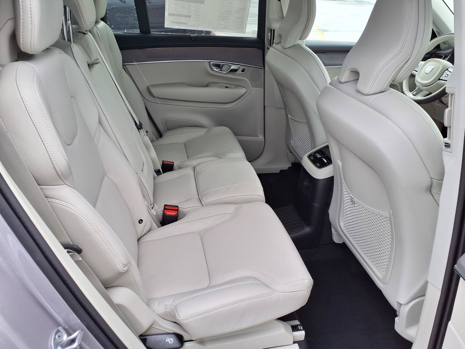 New 2026 Volvo XC90 T8 Ultra w/ Protection Package Premier AWD/4WD image 10