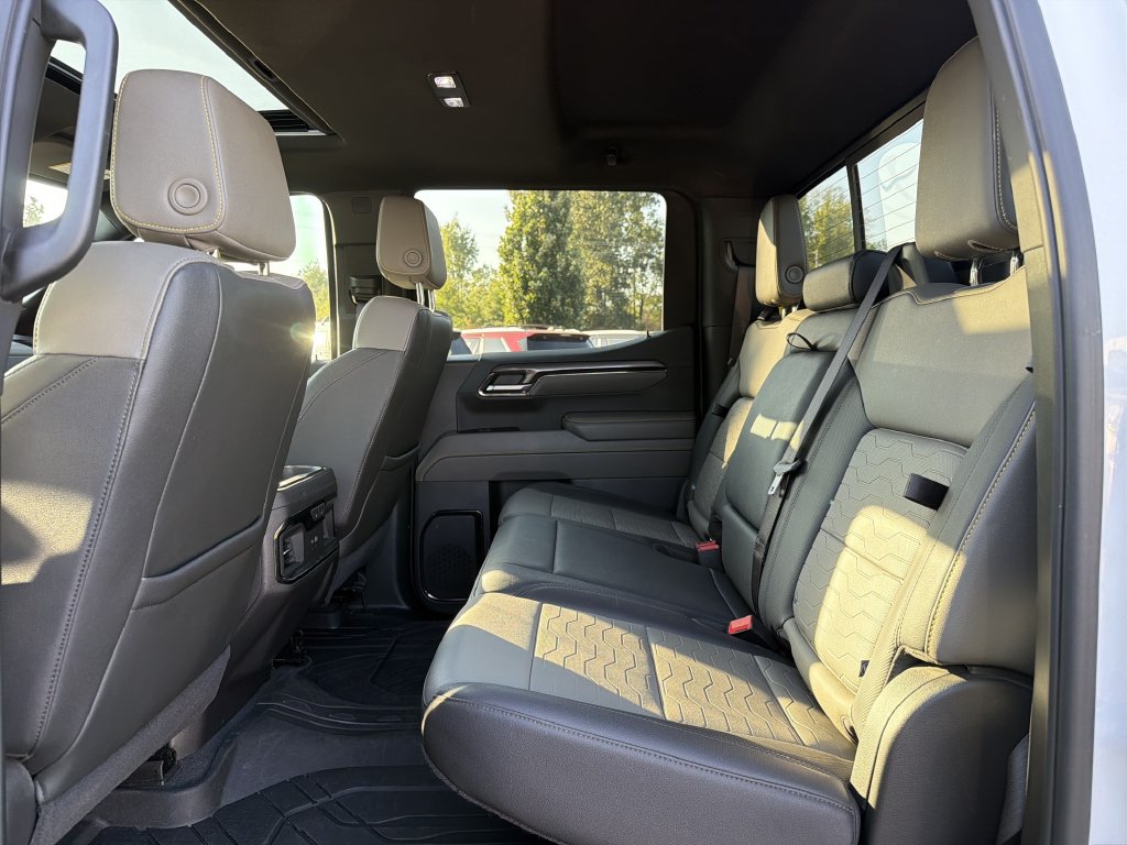 Used 2024 Chevrolet Silverado 1500 ZR2 AWD/4WD image 13