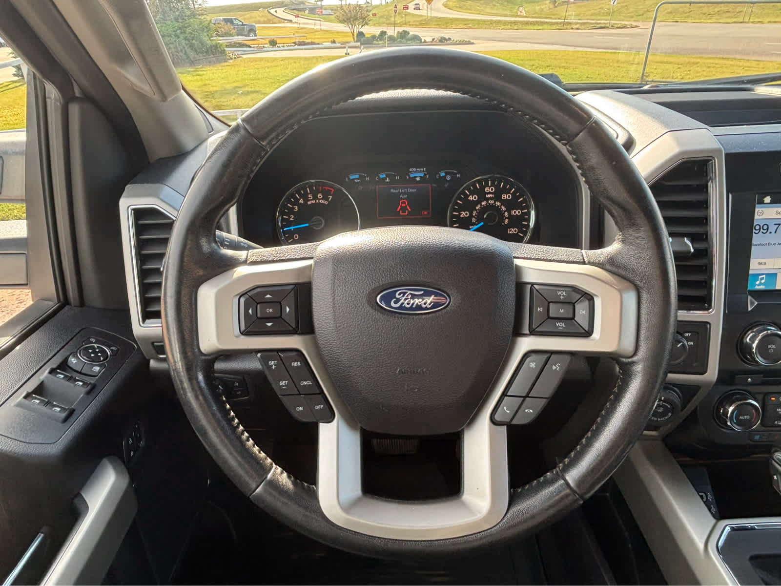 Used 2017 Ford F150 Lariat w/ Equipment Group 501A Mid RWD image 22