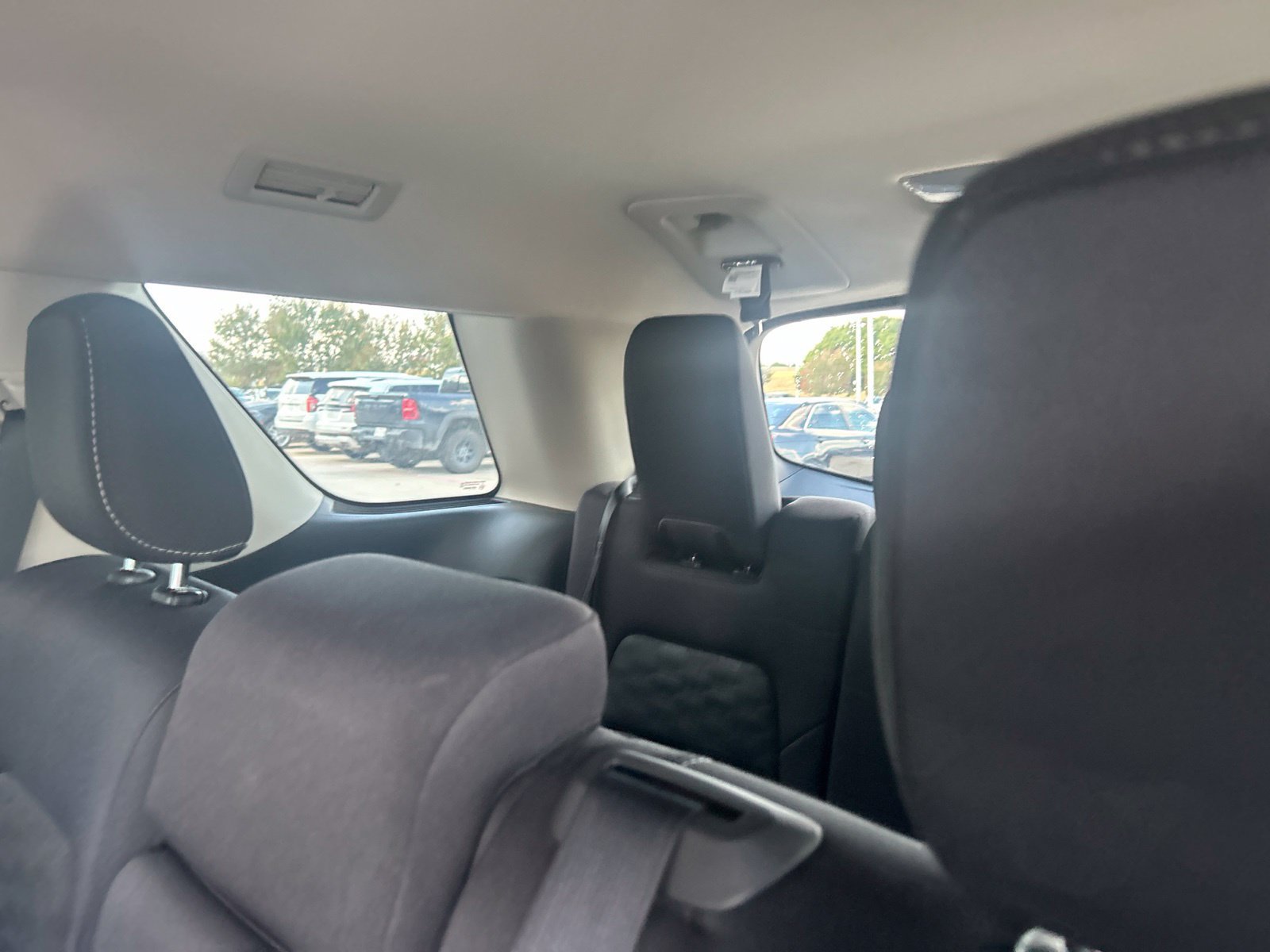 Used 2024 Nissan Pathfinder SV FWD image 16