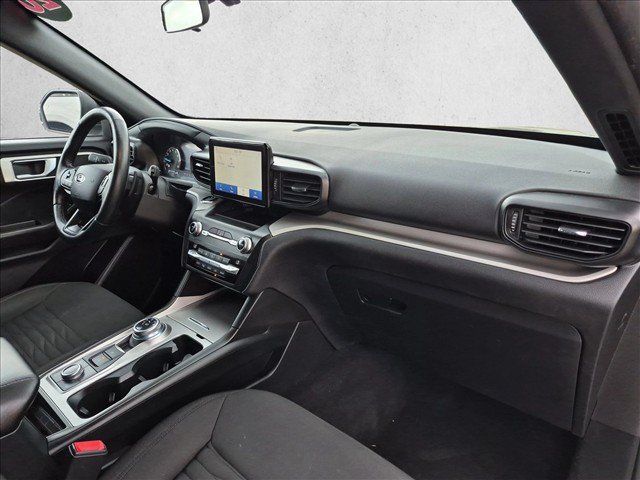 Used 2020 Ford Explorer XLT AWD/4WD image 21