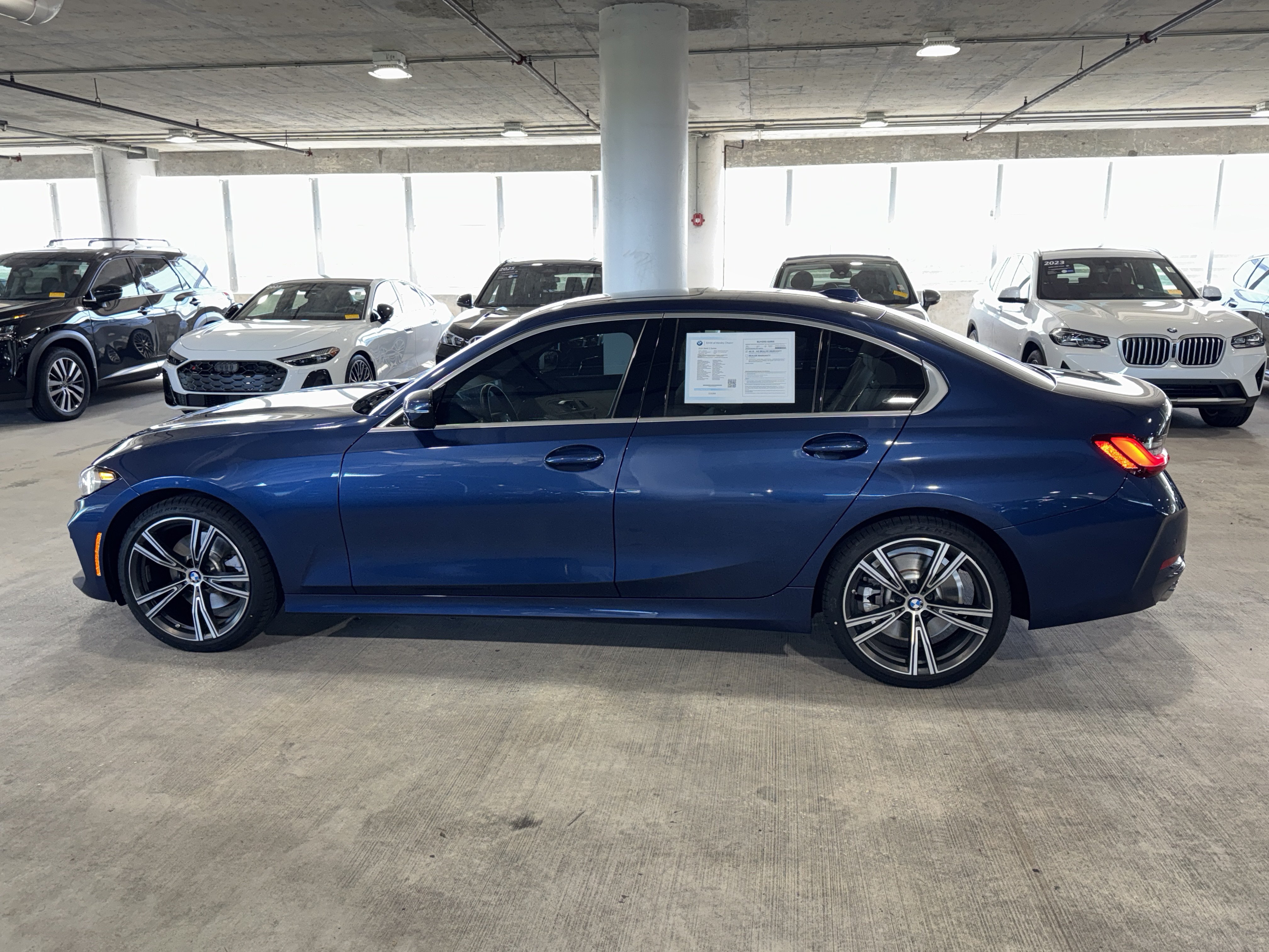 Used 2024 BMW 330i Sedan w/ Convenience Package RWD image 5