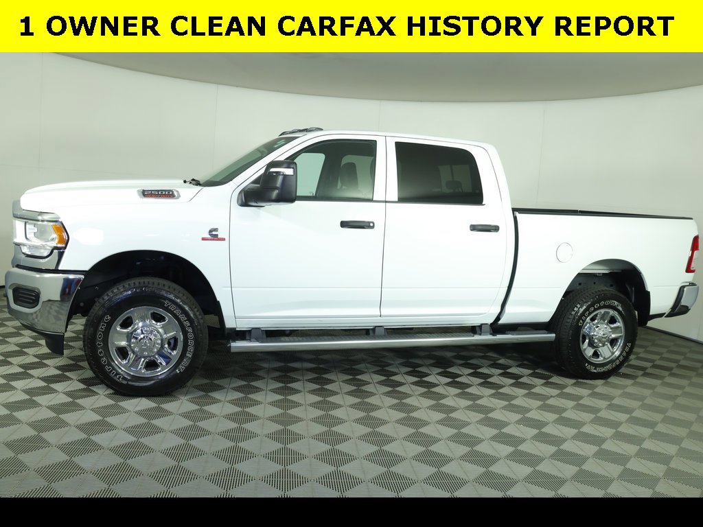 Used 2024 RAM 2500 Tradesman w/ Chrome Appearance Group image 4
