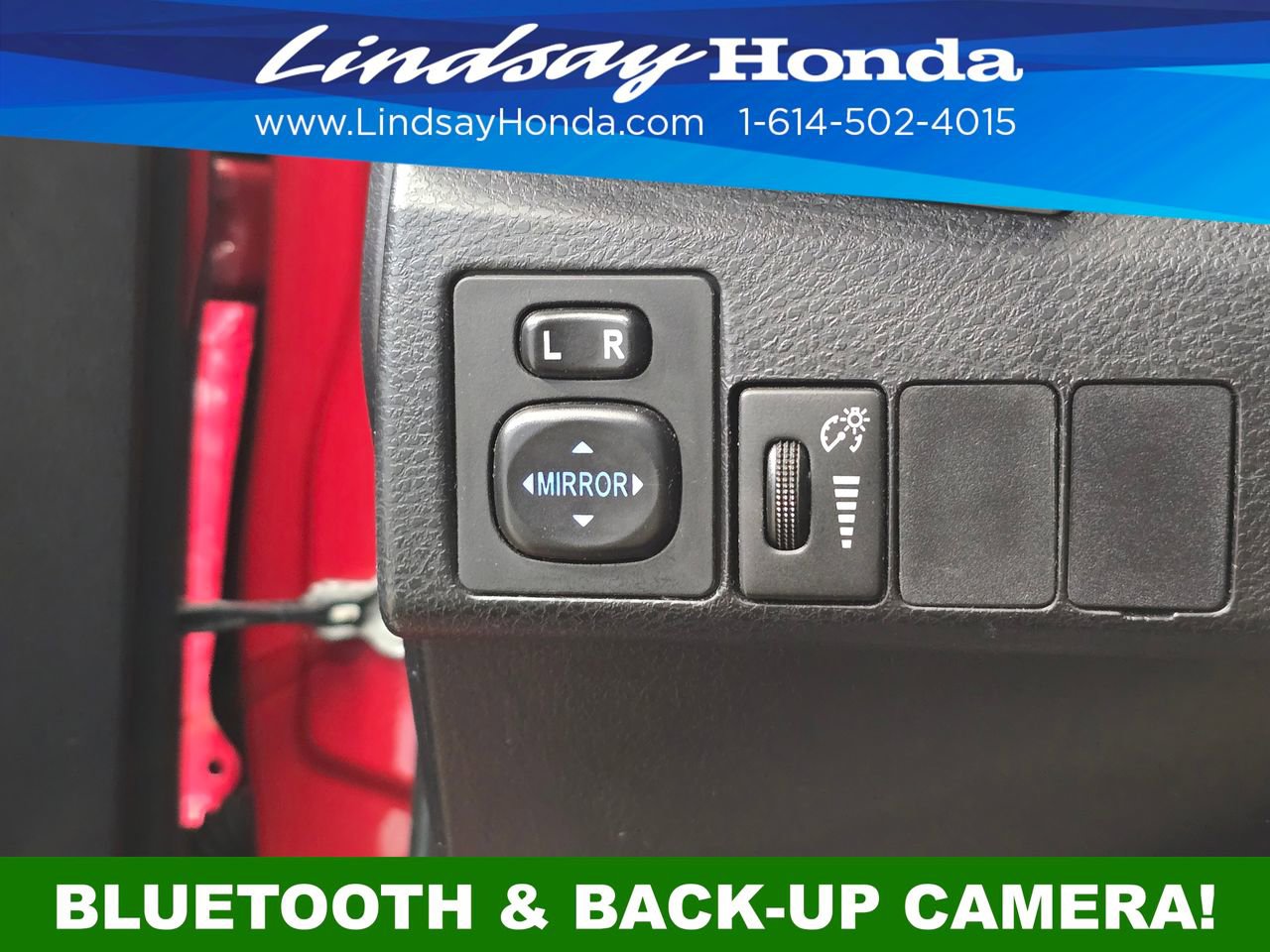 Used 2015 Toyota Corolla LE image 16