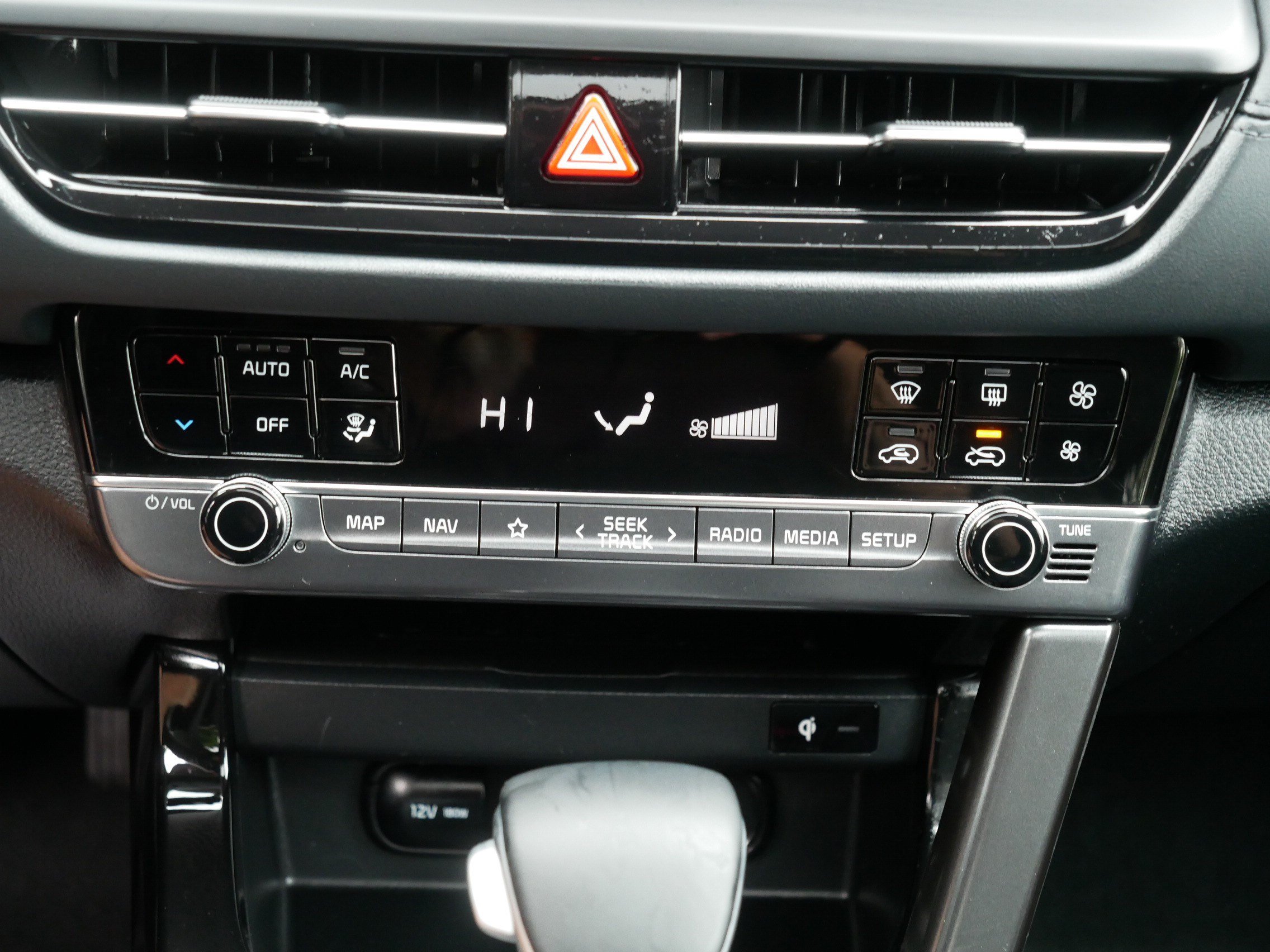 Certified 2025 Kia Seltos EX w/ EX Sunroof Package AWD/4WD image 23