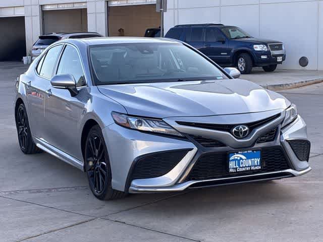 Used 2024 Toyota Camry XSE FWD image 8