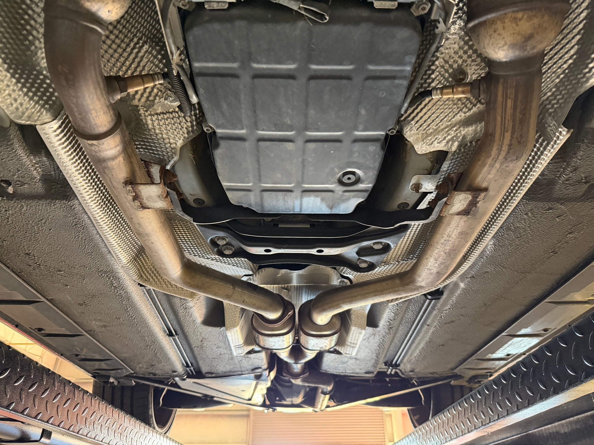 Used 2005 Chrysler Crossfire Limited RWD image 97