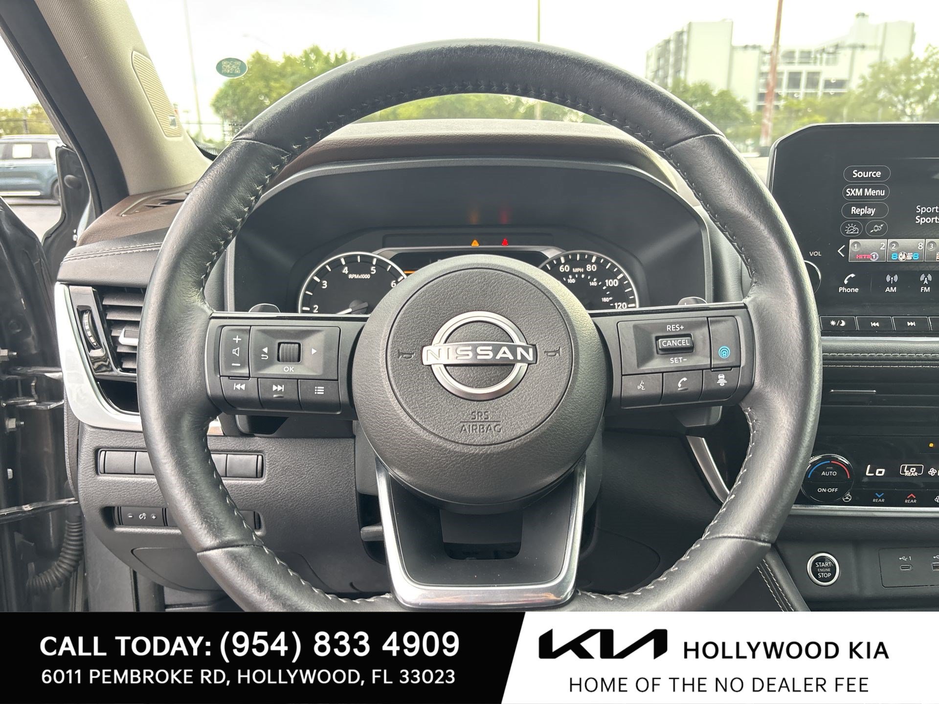Used 2023 Nissan Rogue SL w/ SL Premium Package FWD image 11