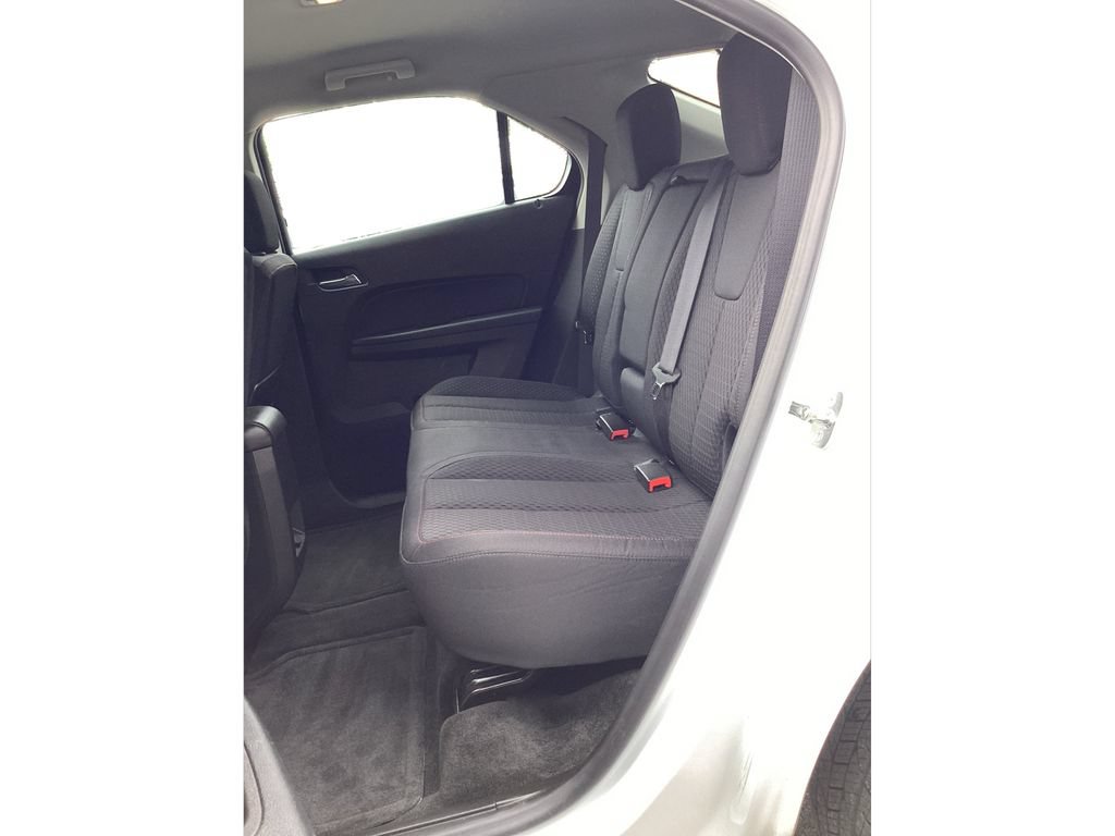 Used 2015 Chevrolet Equinox LS FWD image 12