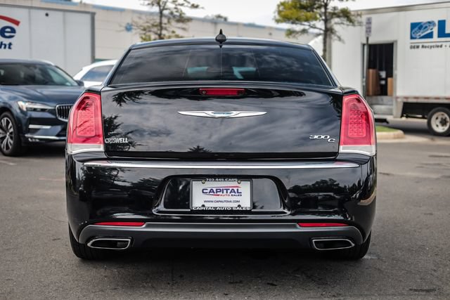 Used 2015 Chrysler 300 C RWD image 16