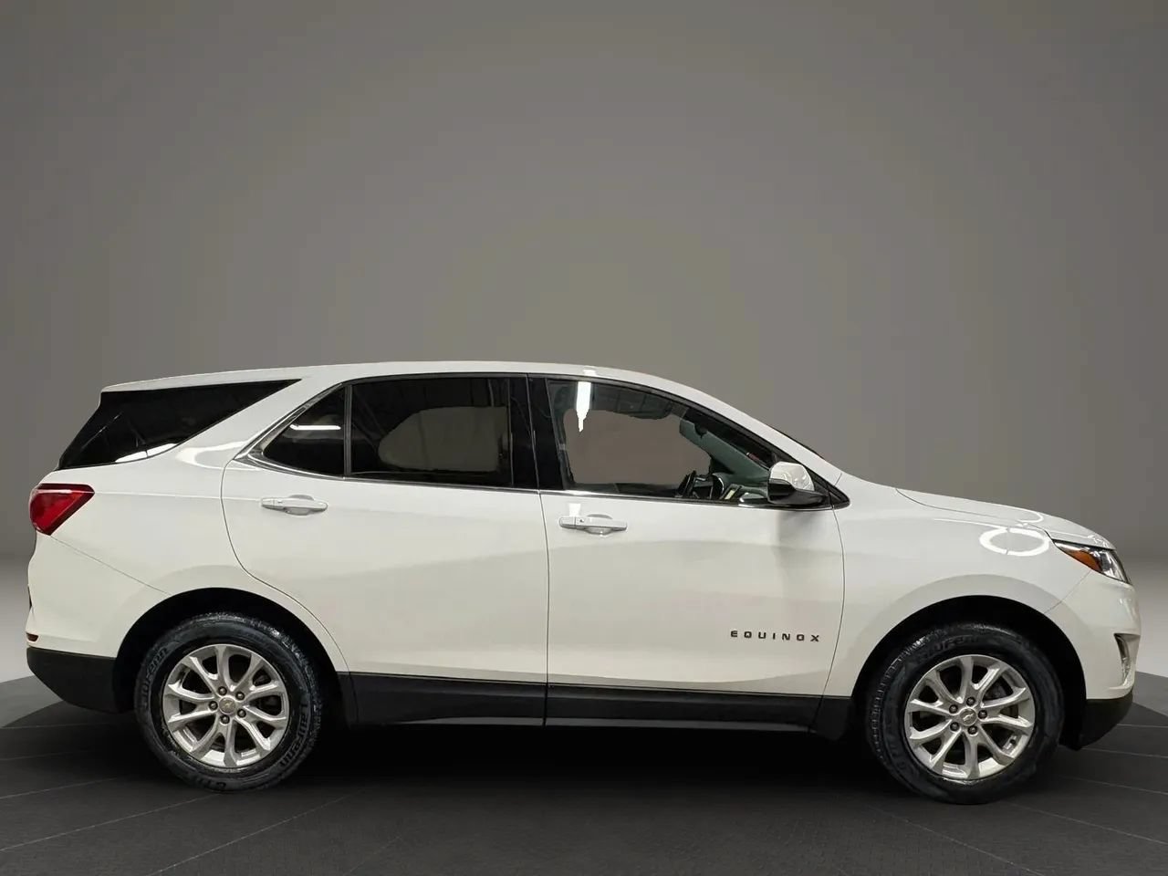 Used 2019 Chevrolet Equinox LT AWD/4WD image 6