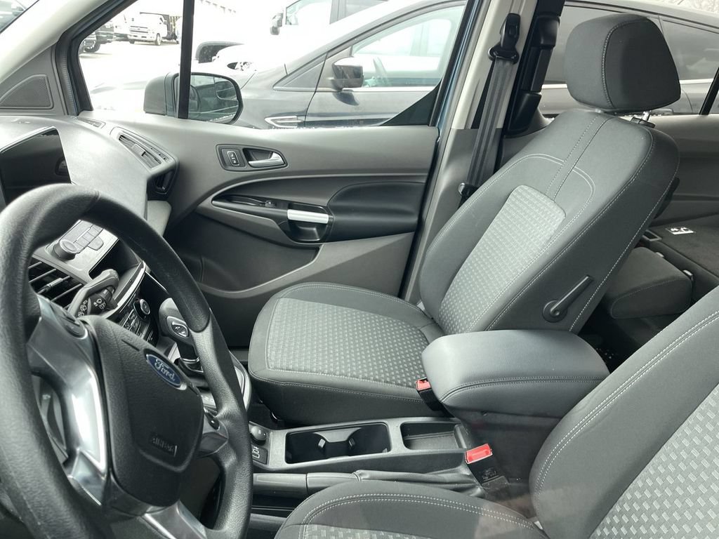 Used 2023 Ford Transit Connect XLT FWD image 3