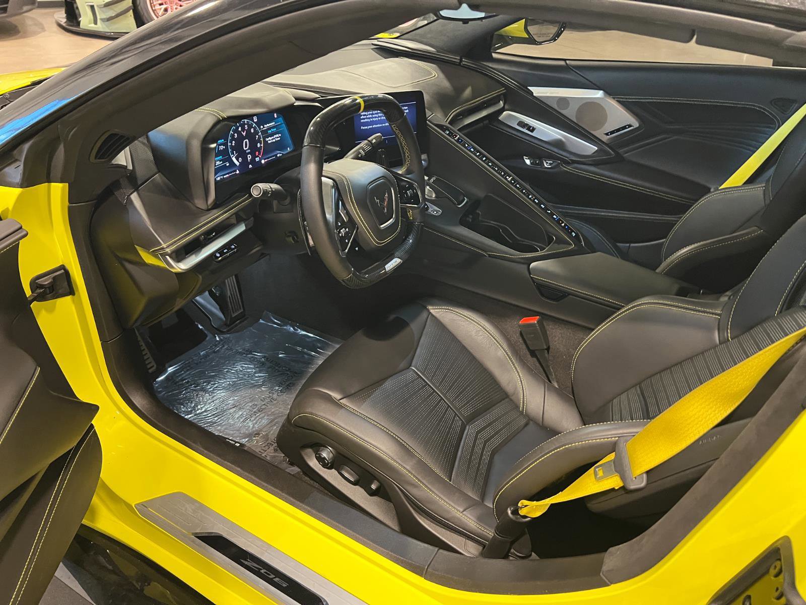 Used 2023 Chevrolet Corvette Z06 RWD image 10