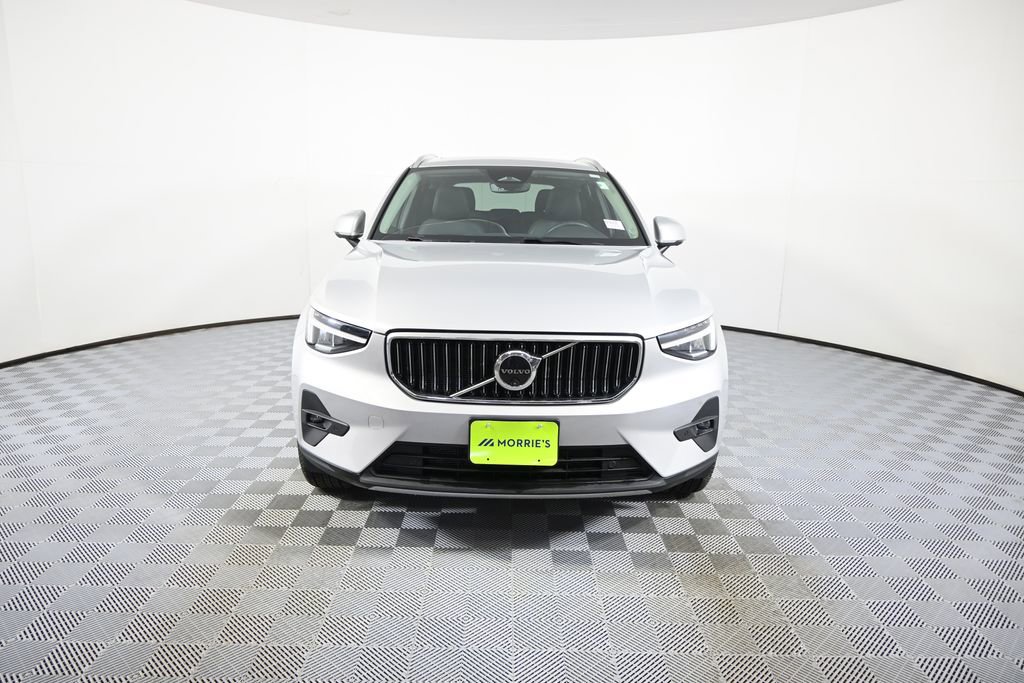 Used 2024 Volvo XC40 B5 Plus AWD/4WD image 10