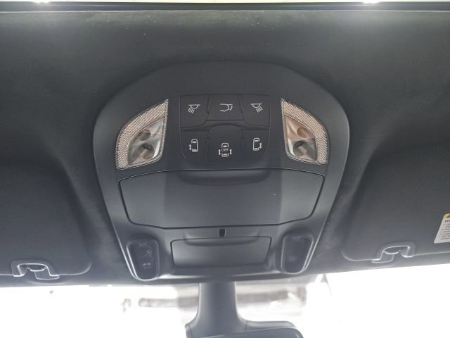 New 2026 Chrysler Pacifica Pinnacle w/ Trailer Tow Group AWD/4WD image 32