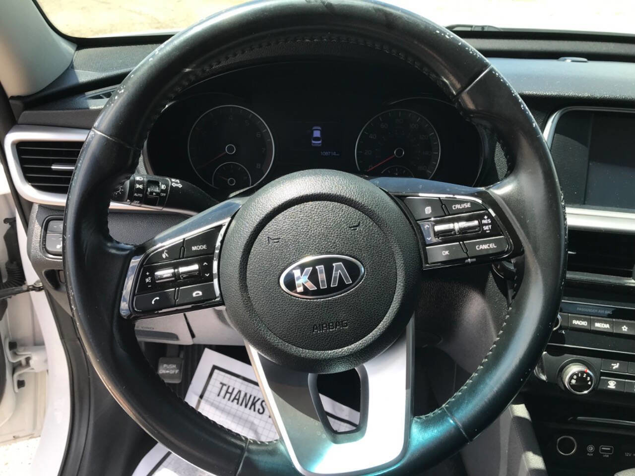 Used 2020 Kia Optima LX image 9