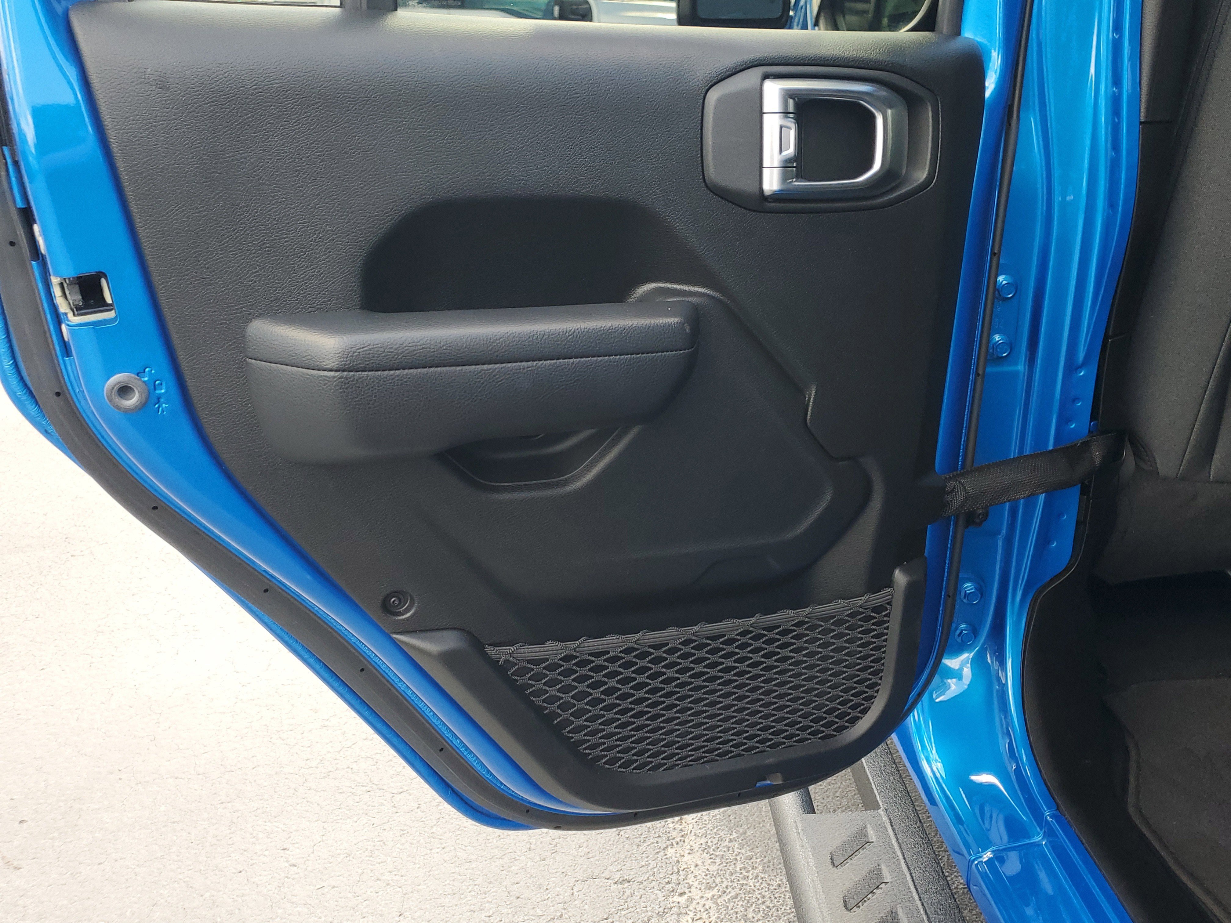 Used 2024 Jeep Wrangler Sport S image 10