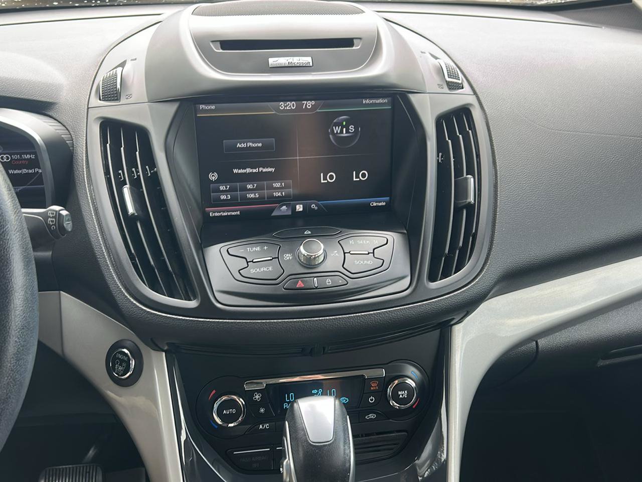 Used 2013 Ford C-MAX SEL FWD image 19